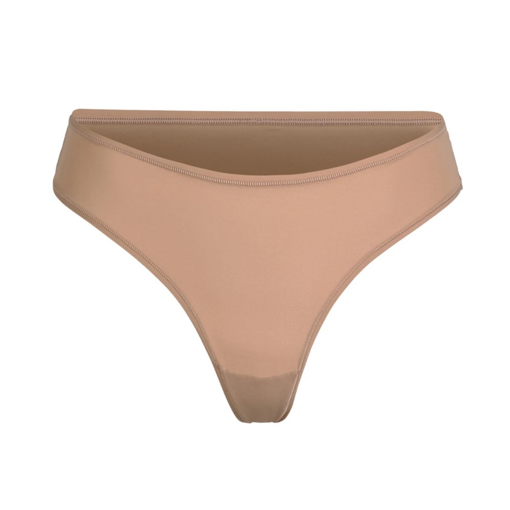 Skims fits everybody thong